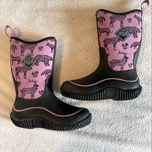 Original Muck Boots, Youth Size 1, Pink Wilderness Theme